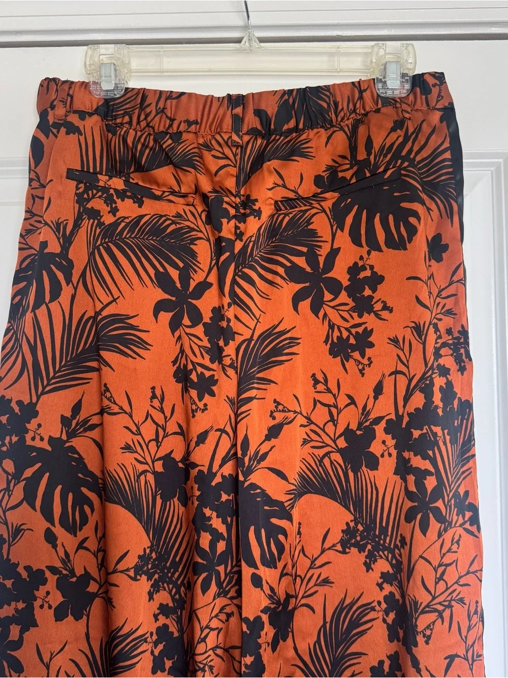 Wide Leg Satin Pants - Picture 2 of 4